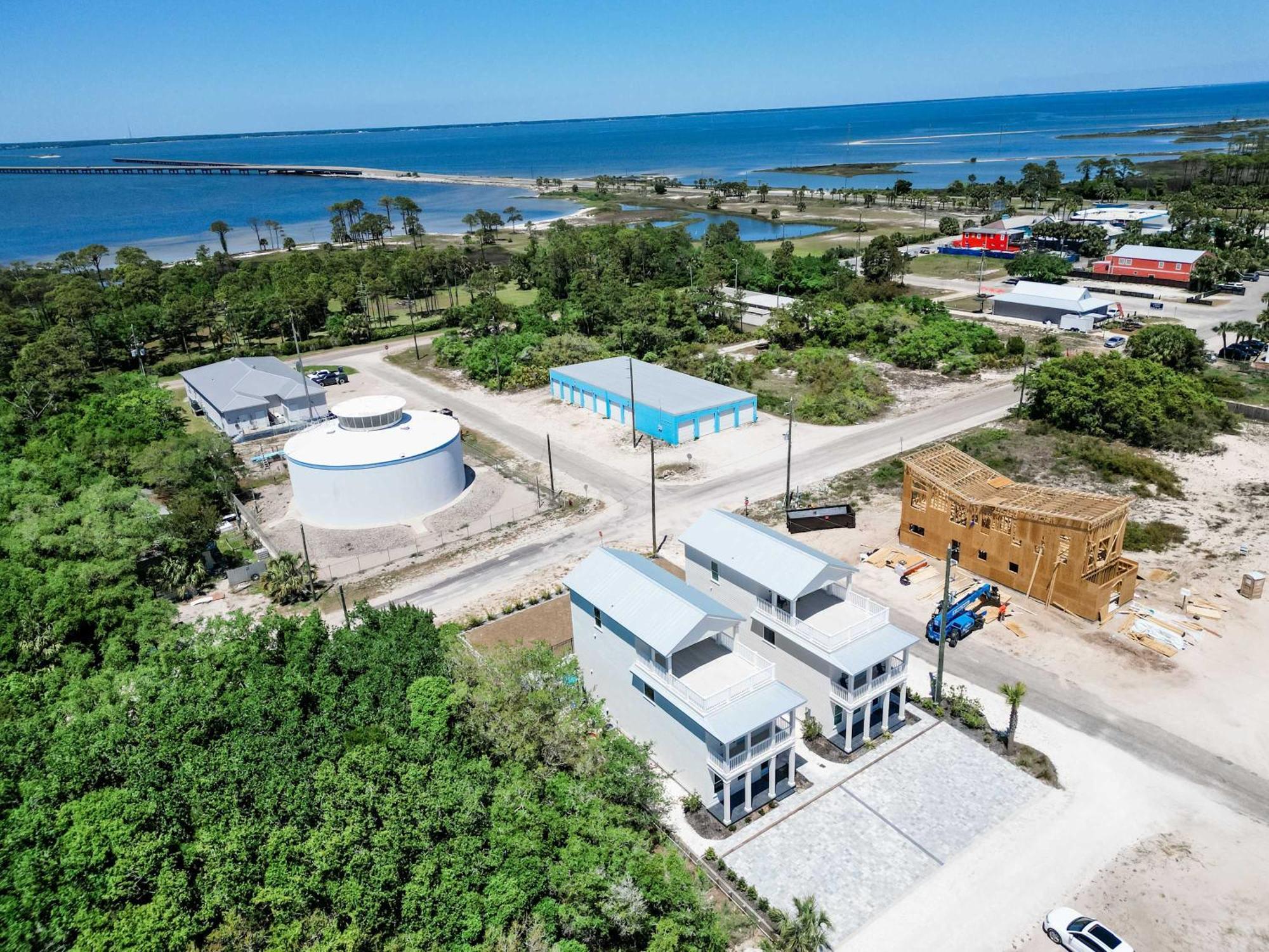 Serenity By The Sea St George Island Pool Home Eastpoint Exteriör bild