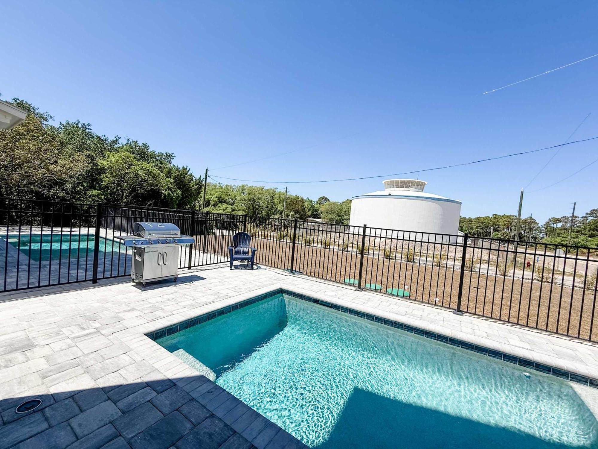 Serenity By The Sea St George Island Pool Home Eastpoint Exteriör bild
